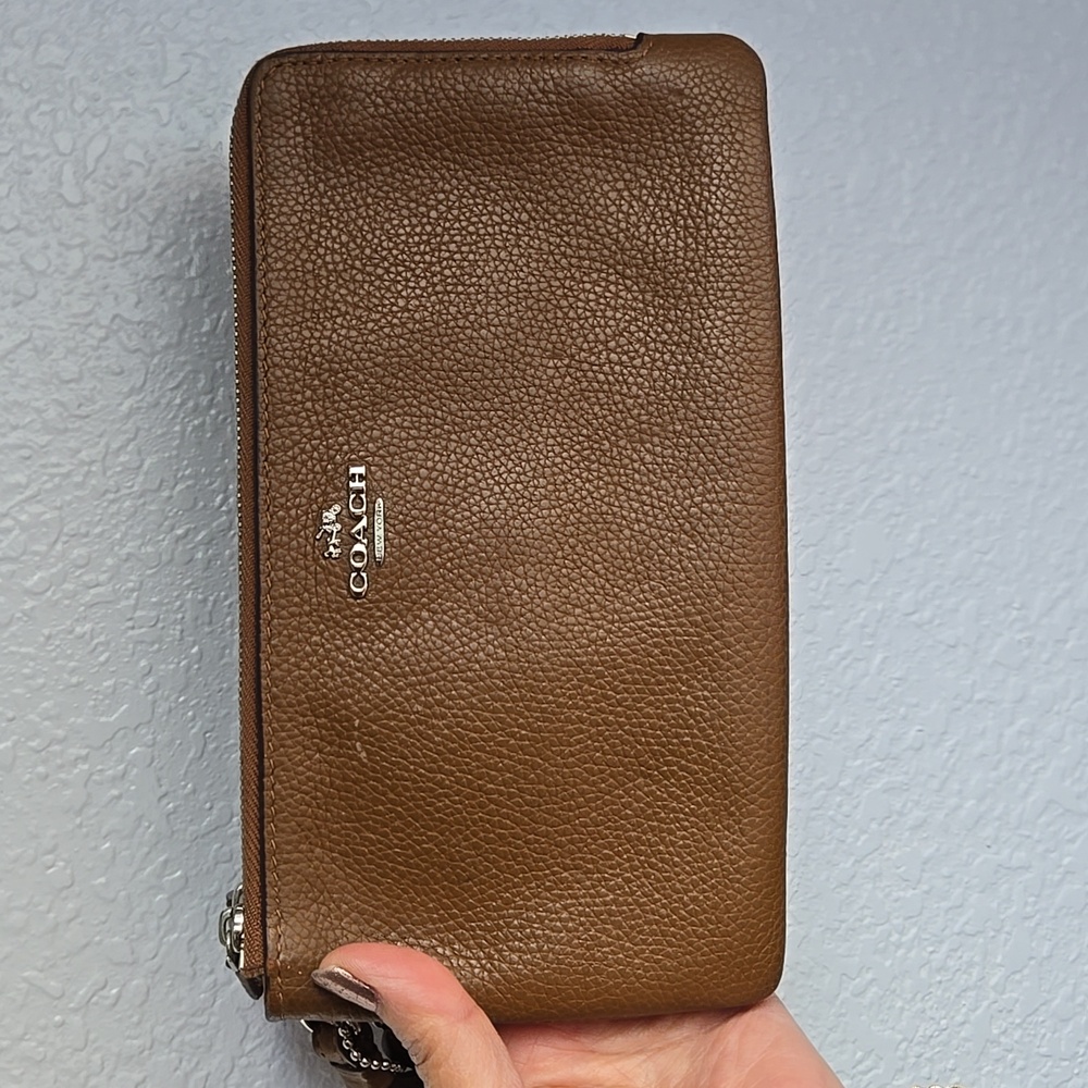 Coach Double Zipper Camel Pebbled Leather Wristlet L-8.5"XH-4.75" - Picture 14 of 14